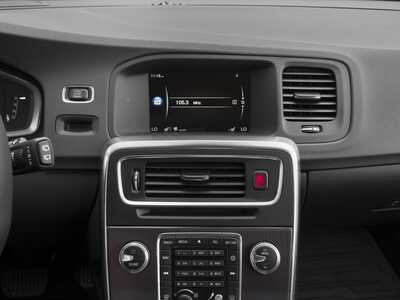 2016 Volvo V60 Cross Country, $0. Photo 9
