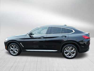 2024 BMW X4, $47348. Photo 2