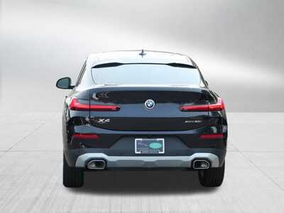 2024 BMW X4, $47348. Photo 3