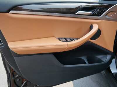 2024 BMW X4, $47348. Photo 9