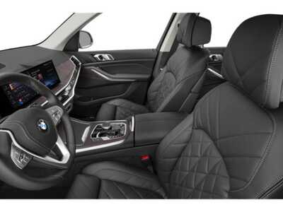 2026 BMW X7, $0. Photo 11