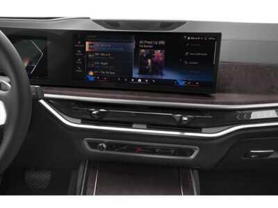 2026 BMW X7, $0. Photo 12