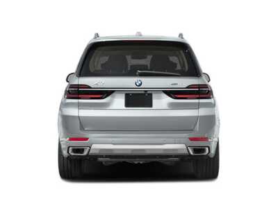 2026 BMW X7, $0. Photo 8