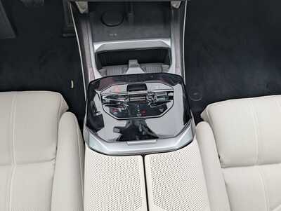 2027 BMW 7 Series, $121500. Photo 11