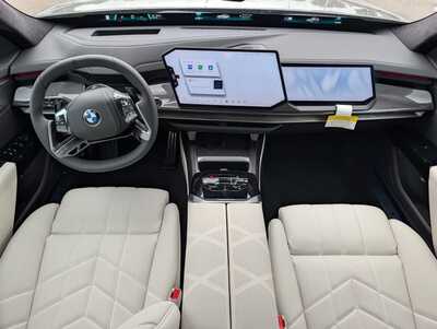 2027 BMW 7 Series, $121500. Photo 8