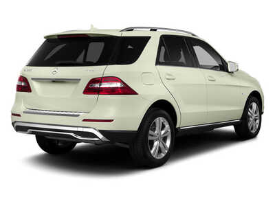2013 Mercedes-Benz M-Class, $10848. Photo 2
