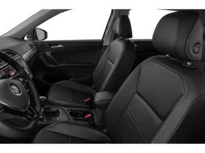 2019 Volkswagen Tiguan, $0. Photo 9