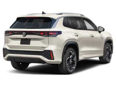2026 Volkswagen Tiguan, $45916. Photo 5