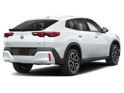 2026 BMW X2, $0. Photo 2