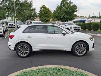 2023 Audi Q3, $30350. Photo 2