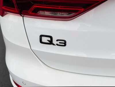 2023 Audi Q3, $30350. Photo 5
