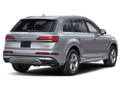 2026 Audi Q7, $58950. Photo 5