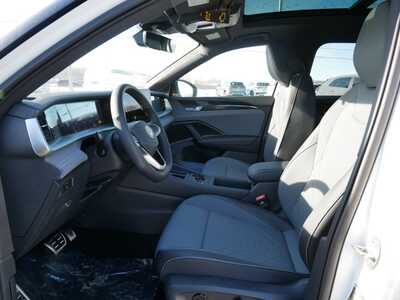 2026 Volkswagen Tiguan, $38676. Photo 5