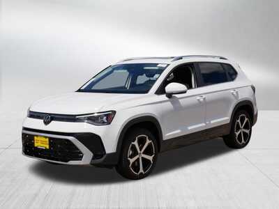 2025 Volkswagen Taos, $29348. Photo 3