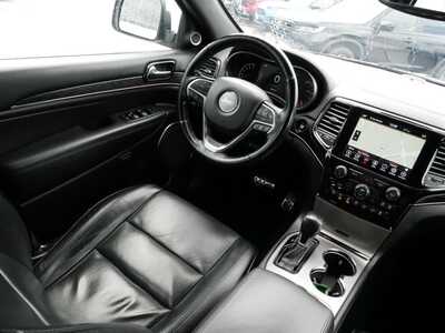 2020 Jeep Grand Cherokee, $23348. Photo 9