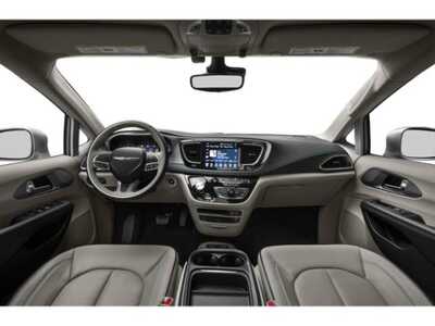 2019 Chrysler Pacifica, $0. Photo 11