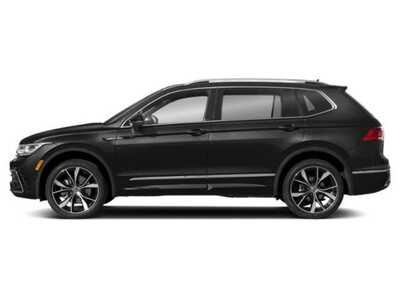 2024 Volkswagen Tiguan, $31348. Photo 3
