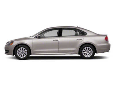 2013 Volkswagen Passat, $0. Photo 3