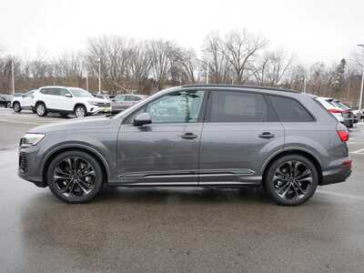 2026 Audi Q7, $78760. Photo 3