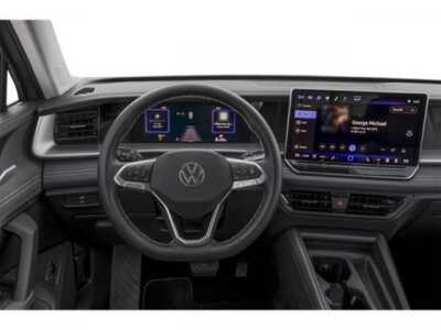 2026 Volkswagen Tiguan, $39391. Photo 9