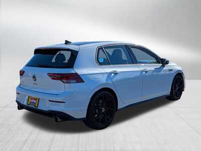 2024 Volkswagen Golf, $37348. Photo 7