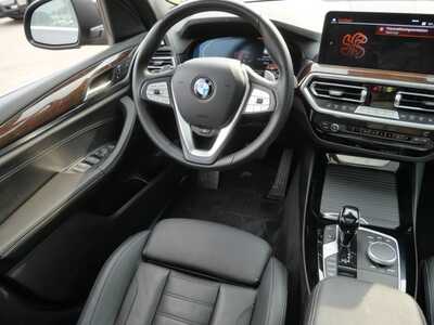 2022 BMW X3, $32848. Photo 9