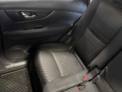 2017 Nissan Rogue, $0. Photo 12
