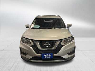 2017 Nissan Rogue, $0. Photo 2
