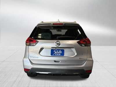 2017 Nissan Rogue, $0. Photo 6