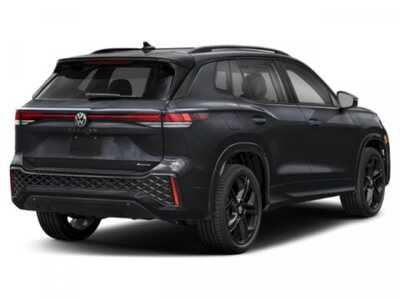 2026 Volkswagen Tiguan, $41831. Photo 5