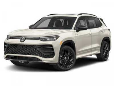 2026 Volkswagen Tiguan, $41831. Photo 1