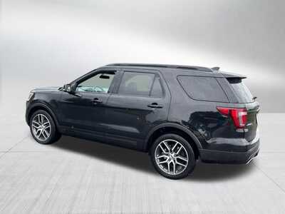 2017 Ford Explorer, $0. Photo 6
