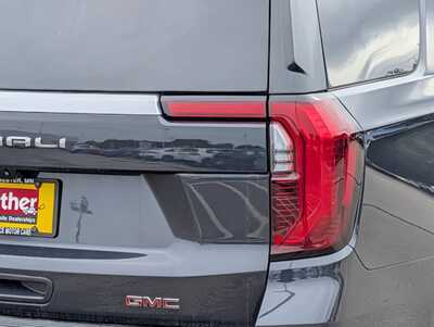 2025 GMC Yukon, $77848. Photo 10