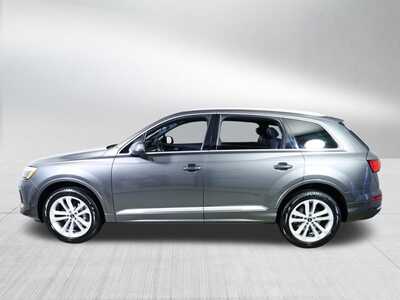 2025 Audi Q7, $0. Photo 4