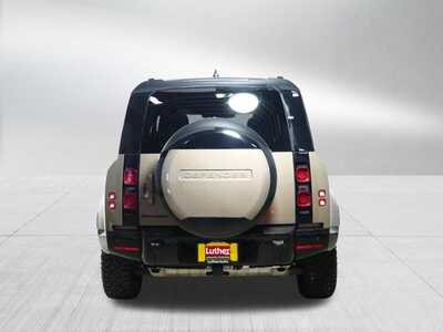 2024 Land Rover Defender, $0. Photo 6