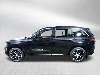 2023 Jeep Grand Cherokee, $35000. Photo 4