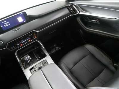 2024 Mazda CX-90, $30848. Photo 11