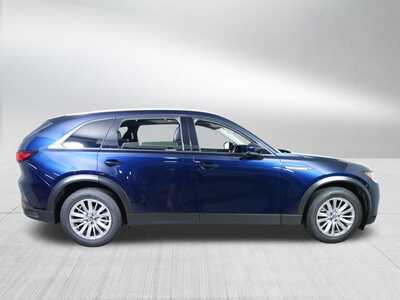 2024 Mazda CX-90, $30848. Photo 8