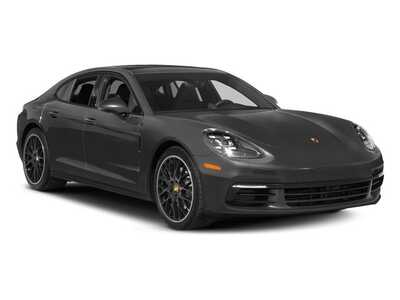2017 Porsche Panamera, $0. Photo 6
