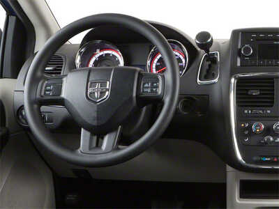 2011 Dodge Grand Caravan, $0. Photo 9