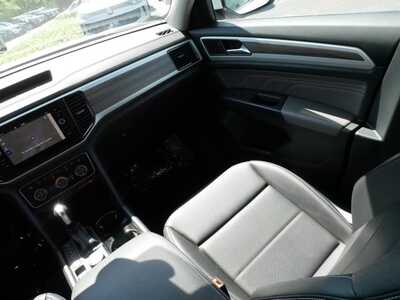 2023 Volkswagen Atlas, $0. Photo 11
