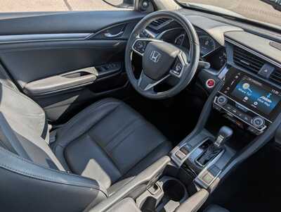 2016 Honda Civic, $18348. Photo 9