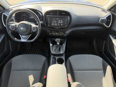 2020 Kia Soul, $0. Photo 10