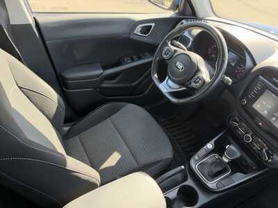 2020 Kia Soul, $0. Photo 9