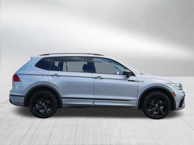 2023 Volkswagen Tiguan, $0. Photo 8