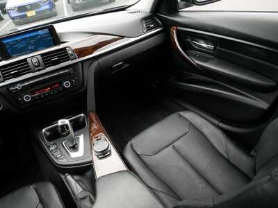 2015 BMW 3 Series, $13341. Photo 11