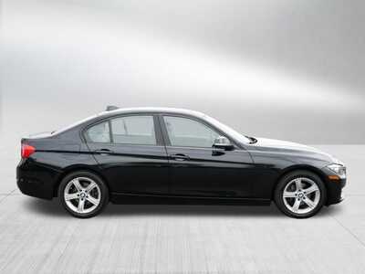 2015 BMW 3 Series, $13341. Photo 8