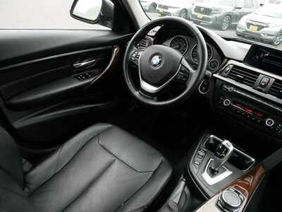 2015 BMW 3 Series, $13341. Photo 9