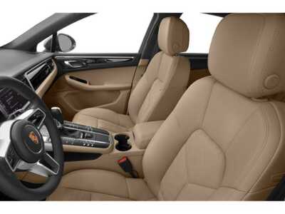 2021 Porsche Macan, $0. Photo 9