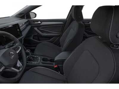 2027 Volkswagen Jetta, $28310. Photo 11